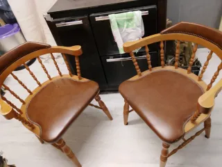 Coppia di poltrone Windsor vintage Mocholi