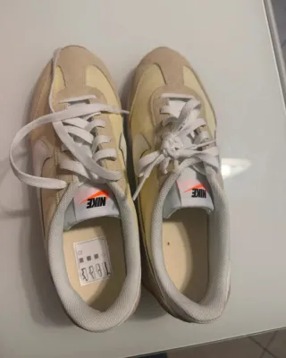 Scarpe Nike Pacific Beige Giallo unisex