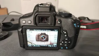 Cámara Canon EOS 750D + Objetivo EF-S 18-55mm