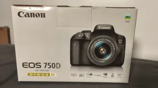 Cámara Canon EOS 750D + Objetivo EF-S 18-55mm