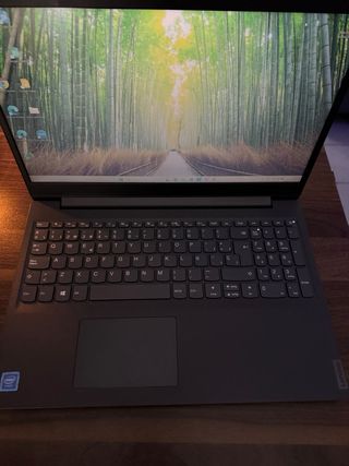 Portátil Lenovo Negro