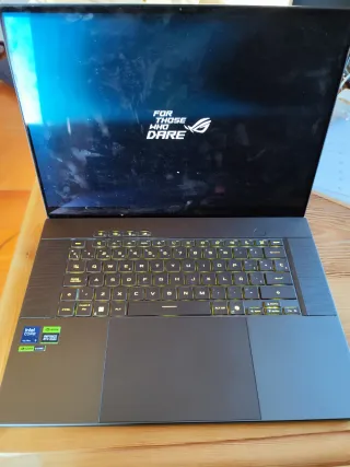 Asus Rog Zephyrus G16 Negro