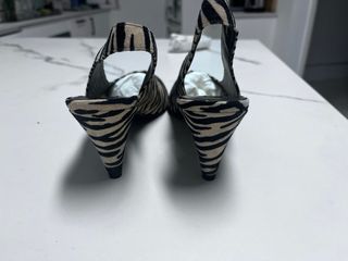 Zapatos Topshop Talla 39 Animal Print
