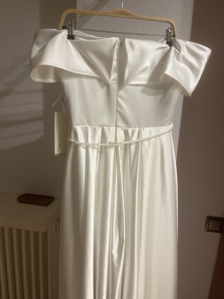 Vestido satén marfil talla 44