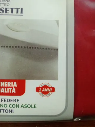 Coppia Federe Bassetti Punto a Giorno Rosse