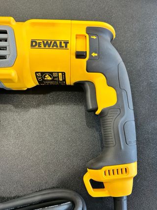 MARTILLO LIGUERO COMBINADO DEWALT D25144K