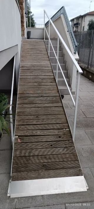 Rampa prefabbricata per scale