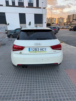 Audi A1 2011