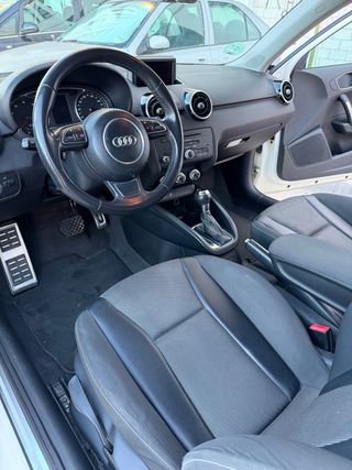 Audi A1 2011