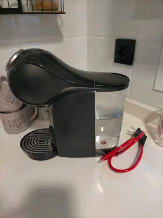 Cafetera Dolce Gusto Automática Negra