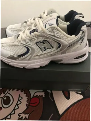 New Balance 530 Blanco Plata Marino 41.5