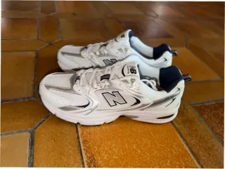 New Balance 530 Talla 43 Blanco Plata Marino