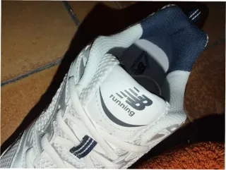 New Balance 530 Talla 43 Blanco Plata Marino