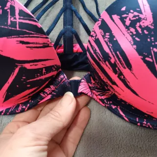 Top deportivo nuevo Talla 34 Copa B