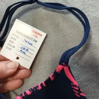 Top deportivo nuevo Talla 34 Copa B