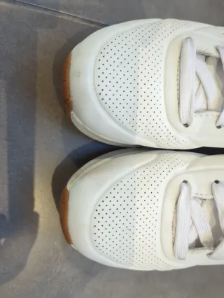 Zapatillas Skechers Niña Blancas y Doradas