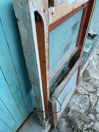 Ventana guillotina madera mobila