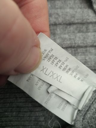 Maglione lungo a coste intrecciate 5%lana