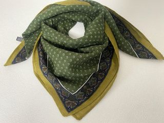 Pañuelo mujer verde y ocre