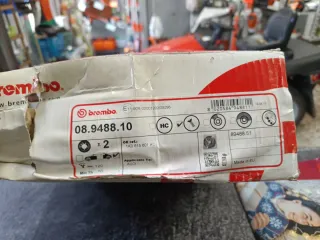 Disco freno trasero Brembo 08.9488.10