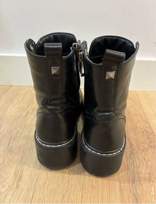 Botas Dr. Martens Stradivarius Negras