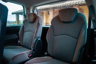 Peugeot 807 ST Pack 2.0 HDI 136