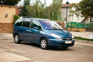 Peugeot 807 ST Pack 2.0 HDI 136