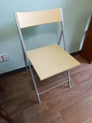 Silla plegable metal y plástico
