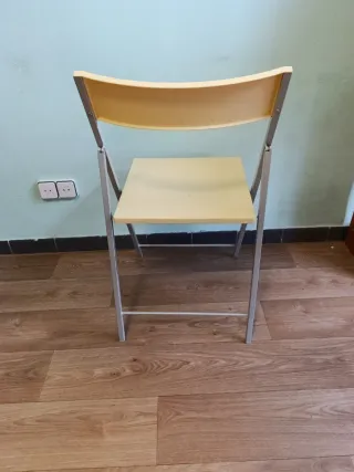 Silla plegable metal y plástico