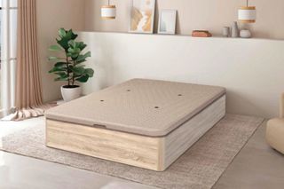 .HERMOSO CANAPÉ SIN COLCHONES.