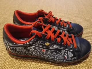 Zapatillas Adidas Paris Edición Especial