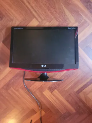 Monitor LG 20 TV/PC con adattatore per TV