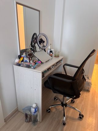 Silla de oficina ergonómica negra