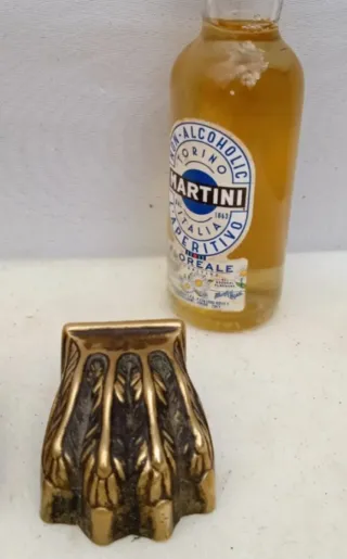 Tirador cubre patas garra bronce vintage