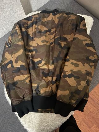 Chaqueta bomber Urban Classics camuflaje