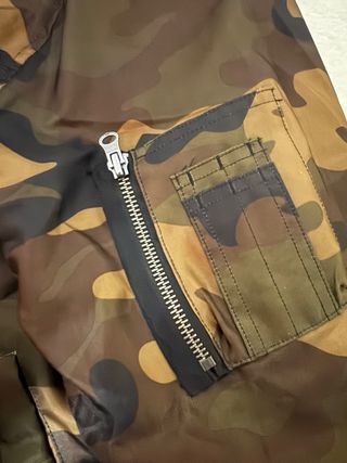 Chaqueta bomber Urban Classics camuflaje