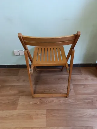 Silla plegable de madera