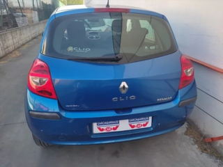 DESPIECE RENAULT CLIO III '2005 1.5 dCi Diesel