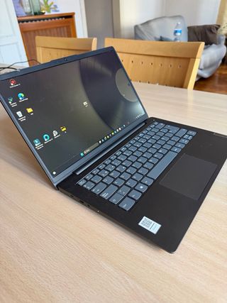 Portátil Lenovo AMD Ryzen 7 16GB RAM