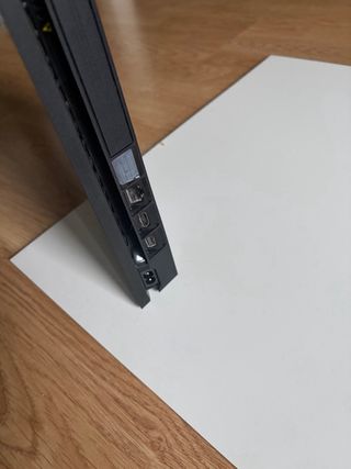 Consola PS4 Negra + 3 Juegos y mando