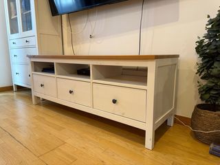 Mueble TV IKEA Madera y Blanco