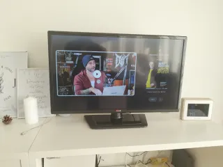 Televisión LG 34 pulgadas