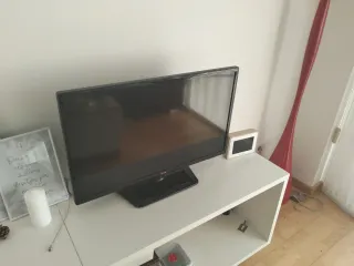 Televisión LG 34 pulgadas