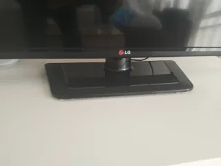 Televisión LG 34 pulgadas