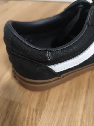 Vans Talla 39 Negro y Marrón