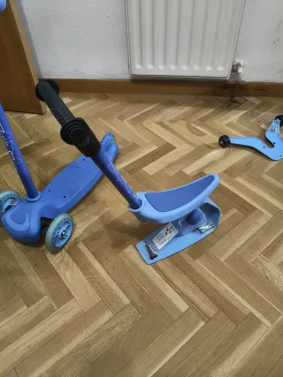 Patín infantil azul 3 ruedas