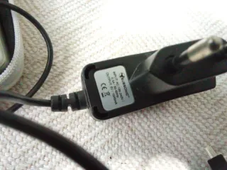 Nintendo DS Lite Blanca + Estuche + cargador