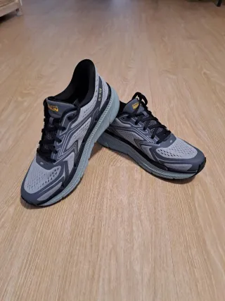 Zapatillas Skechers GO RUN Slip-in