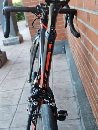 Bicicleta BH G7 Pro Campagnolo Record