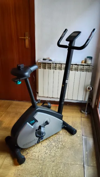 Bicicleta Estática Domyos Essential 06